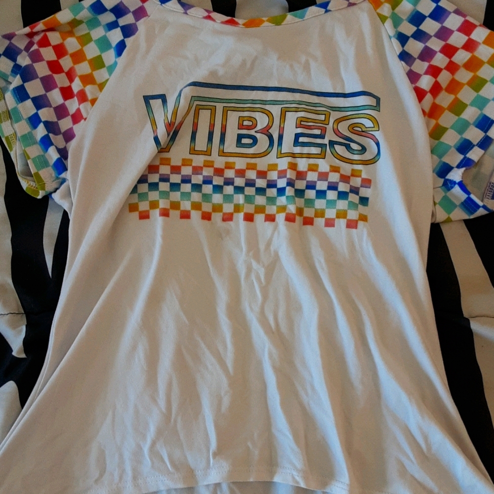 "Vibes" shirt